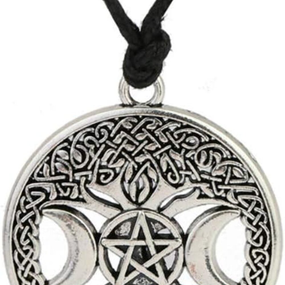 Celttic Knot Triple Moon Pentagram Pentacle Star Wicca Pendant Necklace Round Pa